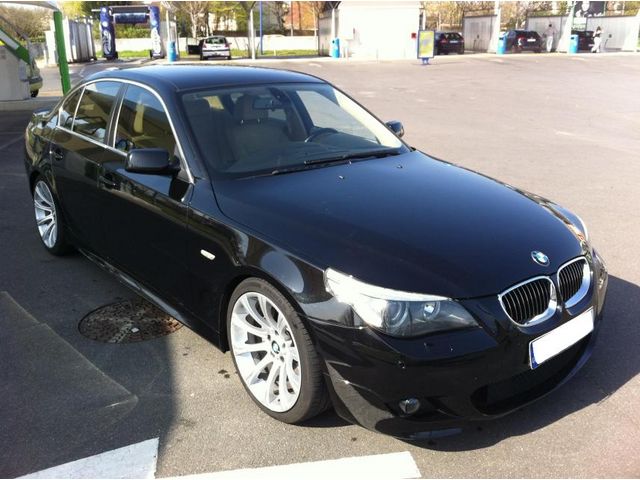 Left hand drive BMW 5 SERIES 525i Sport